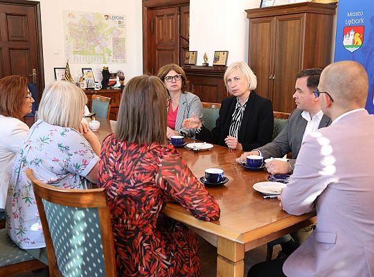 Aktywni, zaangażowani, inspirujący – seniorzy 67401