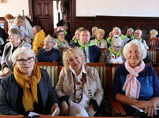 Aktywni, zaangażowani, inspirujący – seniorzy 67371