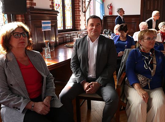 Aktywni, zaangażowani, inspirujący – seniorzy 67382