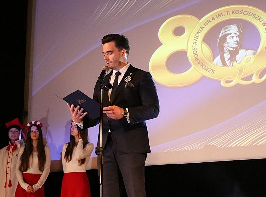 Jubileusz Szkoły Podstawowej nr 4 im. Tadeusza 67450