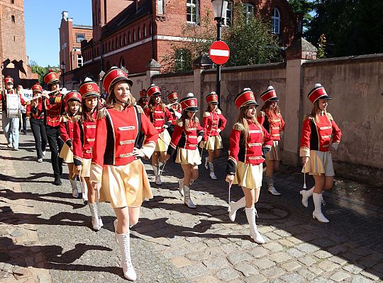 Jubileusz Szkoły Podstawowej nr 4 im. Tadeusza 67479