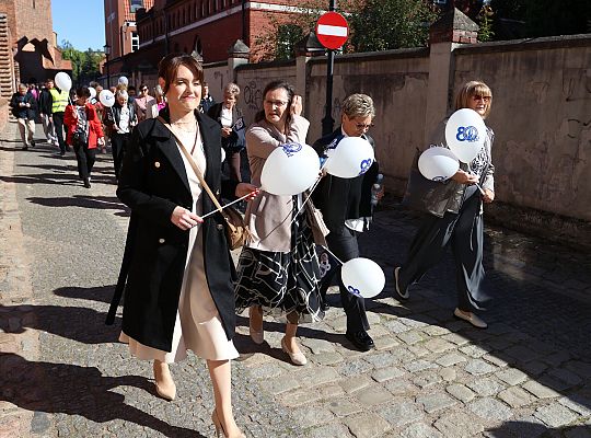 Jubileusz Szkoły Podstawowej nr 4 im. Tadeusza 67482