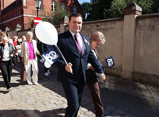 Jubileusz Szkoły Podstawowej nr 4 im. Tadeusza 67483