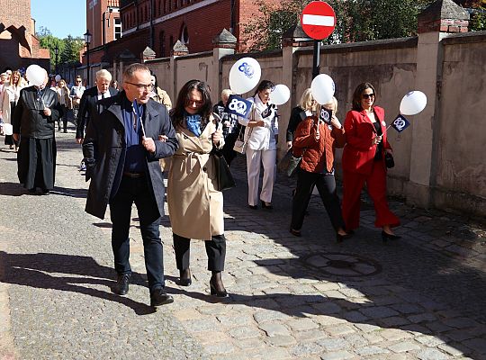 Jubileusz Szkoły Podstawowej nr 4 im. Tadeusza 67486