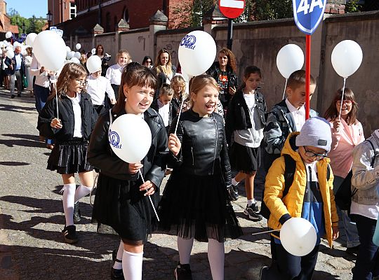 Jubileusz Szkoły Podstawowej nr 4 im. Tadeusza 67495