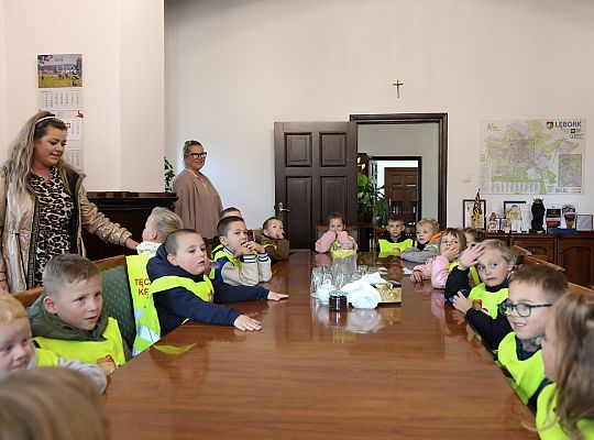 Przedszkolaki z wizytą w urzędzie 67791