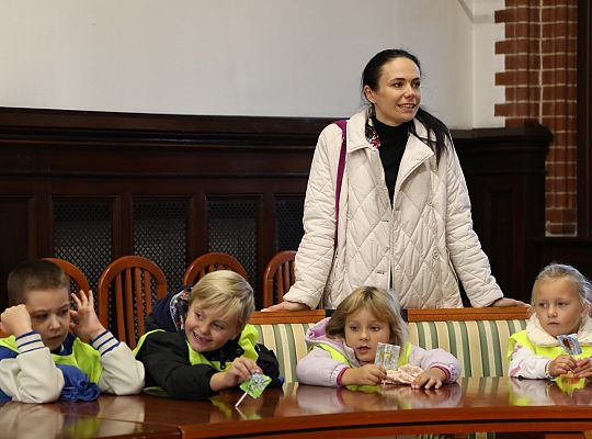 Przedszkolaki z wizytą w urzędzie 67807