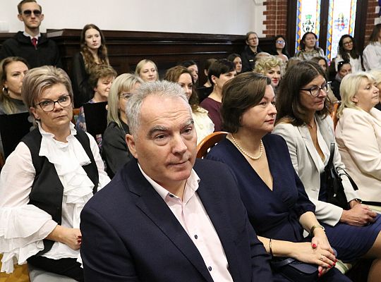 Nagrody dla nauczycieli i dyrektorów z okazji Dnia 68088