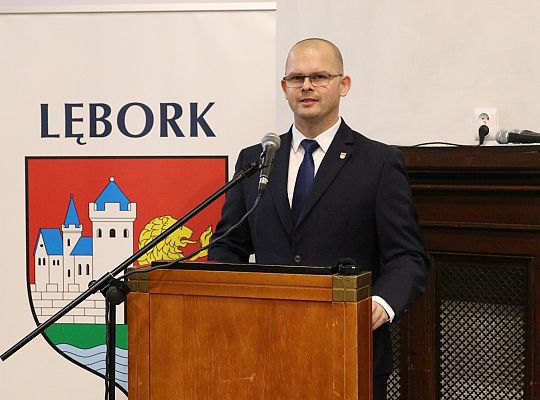 Nagrody dla nauczycieli i dyrektorów z okazji Dnia 68090