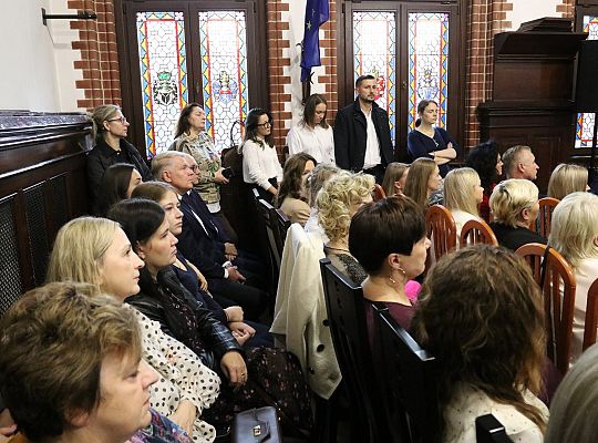 Nagrody dla nauczycieli i dyrektorów z okazji Dnia 68092