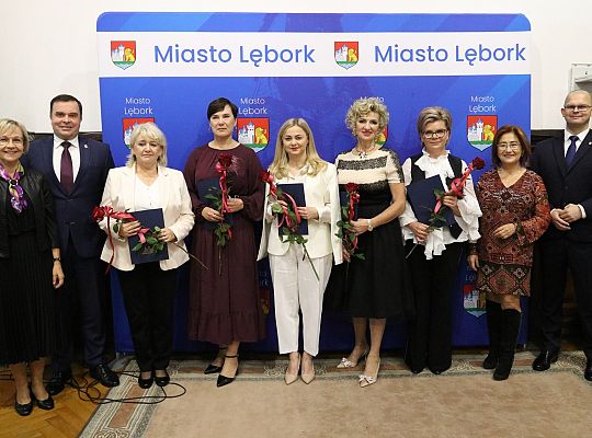 Nagrody dla nauczycieli i dyrektorów z okazji Dnia 68104