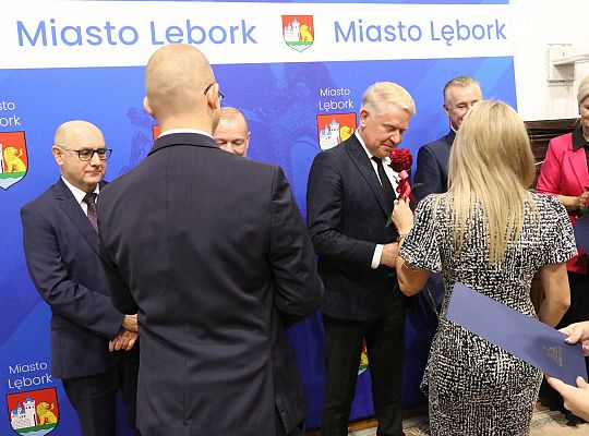 Nagrody dla nauczycieli i dyrektorów z okazji Dnia 68105