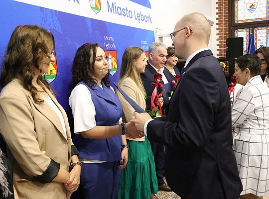 Nagrody dla nauczycieli i dyrektorów z okazji Dnia 68120