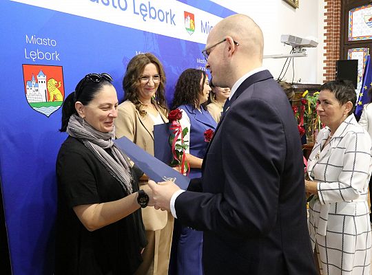 Nagrody dla nauczycieli i dyrektorów z okazji Dnia 68123