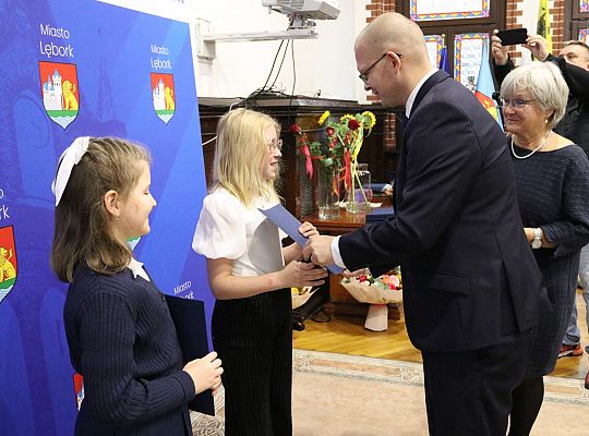 Nagrody i wyróżnienia dla uczniów i absolwentów 68138