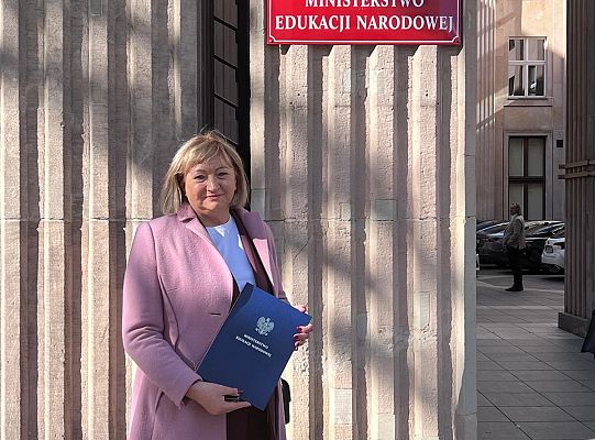 Wielkie wyróżnienie dla dyrektor SP3 – Mariola 68249