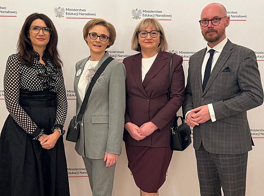 Wielkie wyróżnienie dla dyrektor SP3 – Mariola 68251