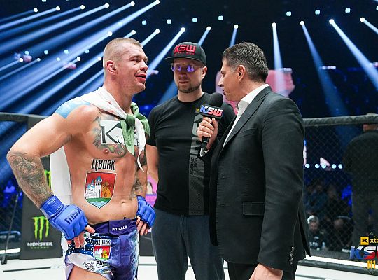 Mateusz Pawlik wygrywa w Czechach i promuje 68456