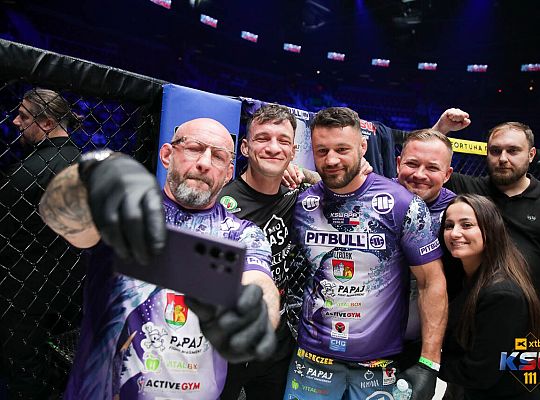 Mateusz Pawlik wygrywa w Czechach i promuje 68459