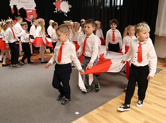 Małe serca dla Niepodległej – patriotyczna 68784