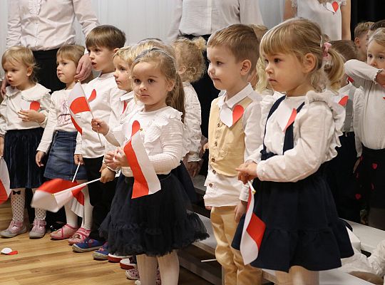 Małe serca dla Niepodległej – patriotyczna 68789