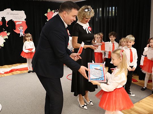 Małe serca dla Niepodległej – patriotyczna 68801