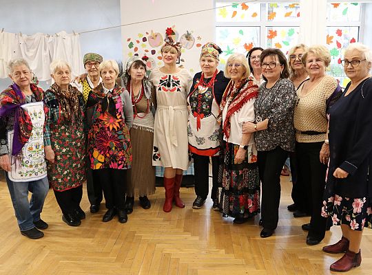 Bal Seniora w rytmie wiejskiej potańcówki 69150