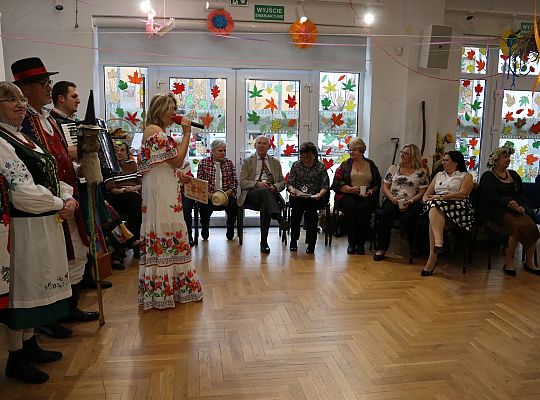 Bal Seniora w rytmie wiejskiej potańcówki 69172