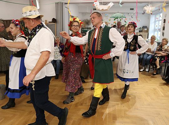 Bal Seniora w rytmie wiejskiej potańcówki 69185