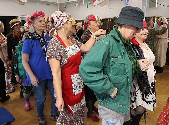 Bal Seniora w rytmie wiejskiej potańcówki 69200