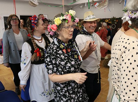 Bal Seniora w rytmie wiejskiej potańcówki 69209