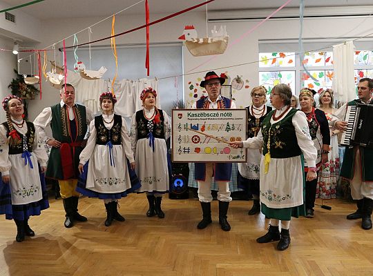 Bal Seniora w rytmie wiejskiej potańcówki 69214