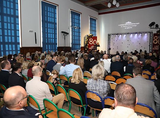 „Jak za dawnych lat…” – I LO w Lęborku świętowało 69262