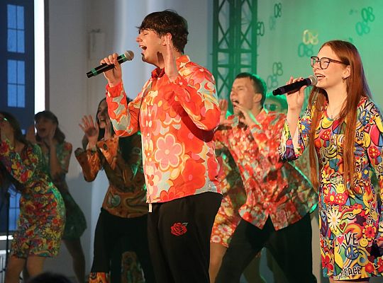 „Jak za dawnych lat…” – I LO w Lęborku świętowało 69280