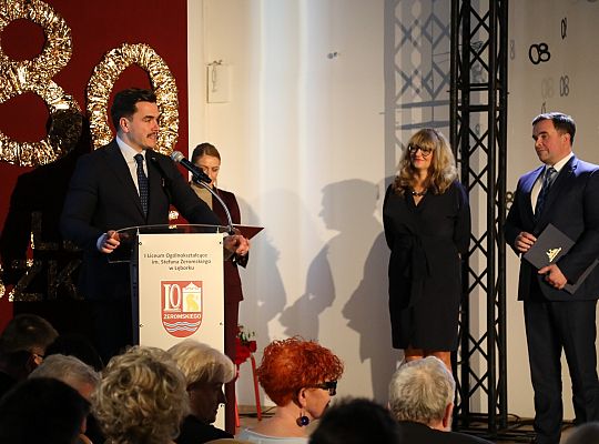 „Jak za dawnych lat…” – I LO w Lęborku świętowało 69294