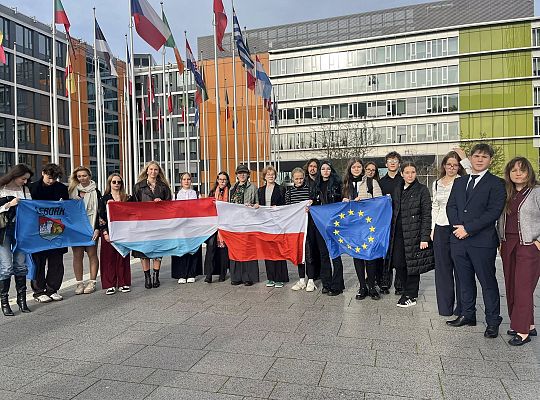 Lęborska młodzież z wizytą w Parlamencie 69353