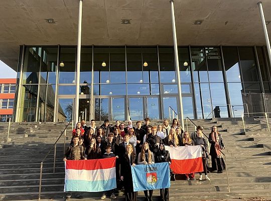 Lęborska młodzież z wizytą w Parlamencie 69343