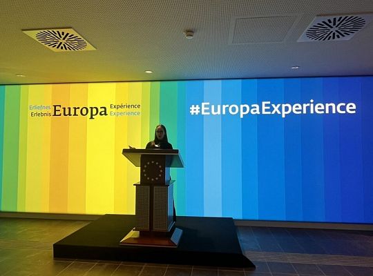 Lęborska młodzież z wizytą w Parlamencie 69347