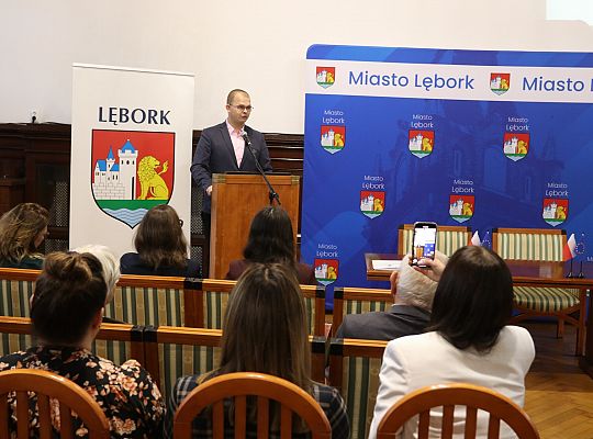 W Lęborku samorządowcy podpisali Pakt na Rzecz 69626