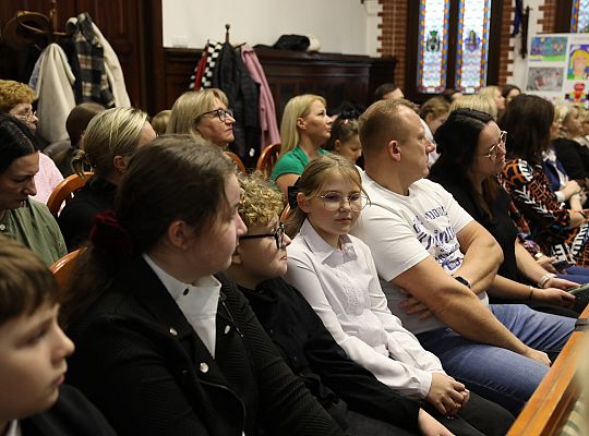 Dzieci przeciw przemocy - najlepsze plakaty 69737