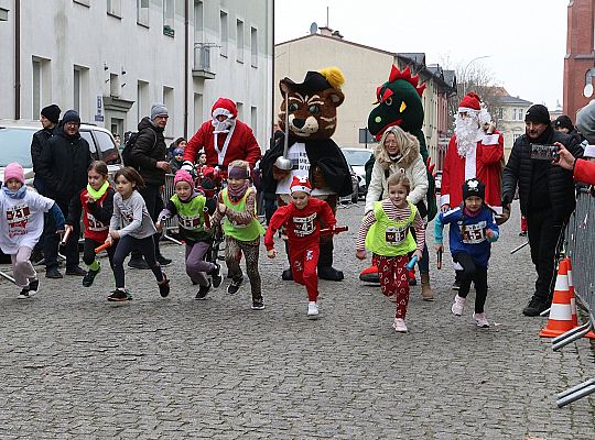 Uczennice z SP7 i uczniowie z Nowej Wsi Lęborskiej 69974