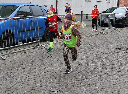 Uczennice z SP7 i uczniowie z Nowej Wsi Lęborskiej 69977