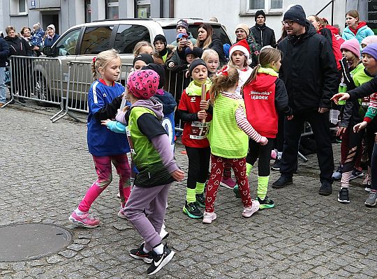 Uczennice z SP7 i uczniowie z Nowej Wsi Lęborskiej 69980