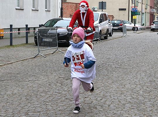 Uczennice z SP7 i uczniowie z Nowej Wsi Lęborskiej 69981