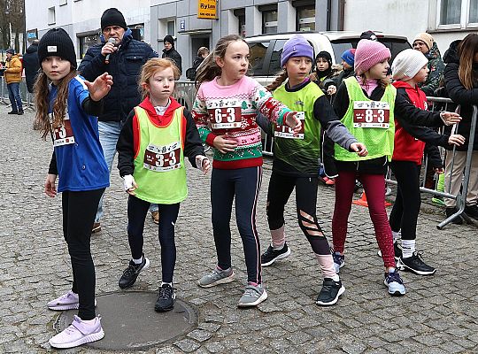 Uczennice z SP7 i uczniowie z Nowej Wsi Lęborskiej 69982