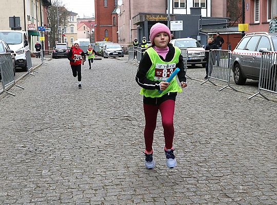 Uczennice z SP7 i uczniowie z Nowej Wsi Lęborskiej 69991