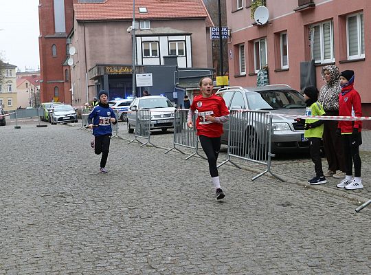 Uczennice z SP7 i uczniowie z Nowej Wsi Lęborskiej 69997