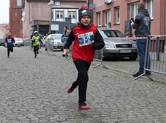 Uczennice z SP7 i uczniowie z Nowej Wsi Lęborskiej 70020