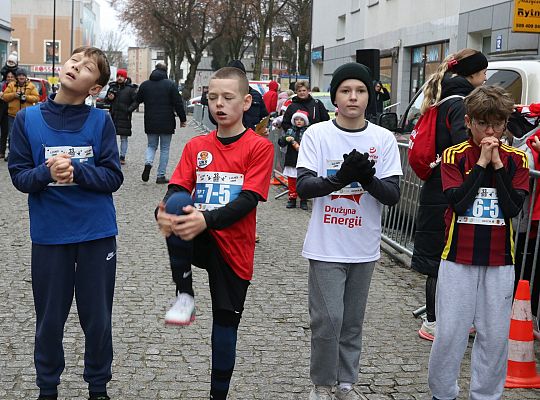 Uczennice z SP7 i uczniowie z Nowej Wsi Lęborskiej 70027