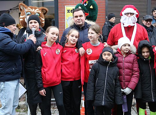 Uczennice z SP7 i uczniowie z Nowej Wsi Lęborskiej 70040